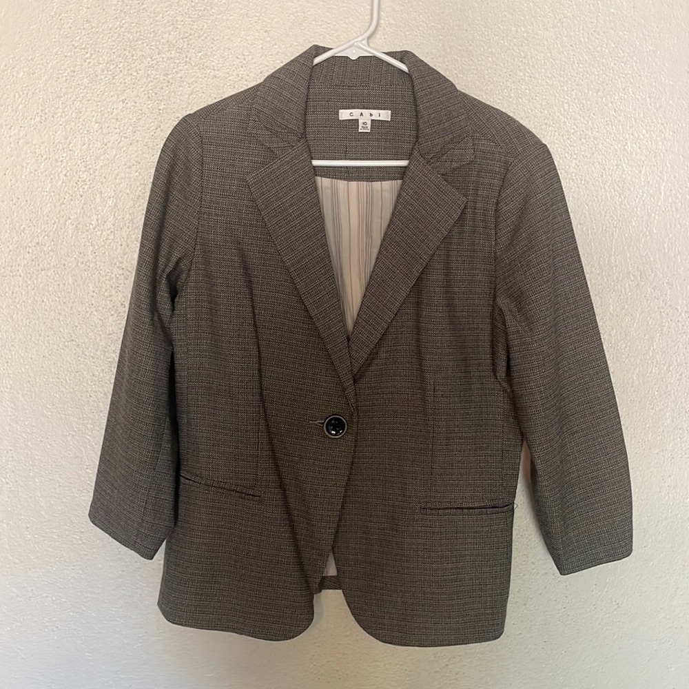 Cabi women’s blazer - like new